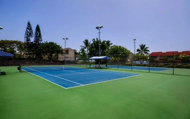 Kona Surf & Racquet Club