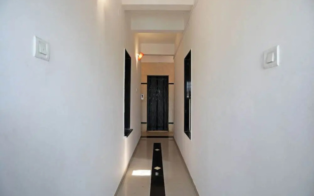 Hotel Pioneer By OYO Rooms