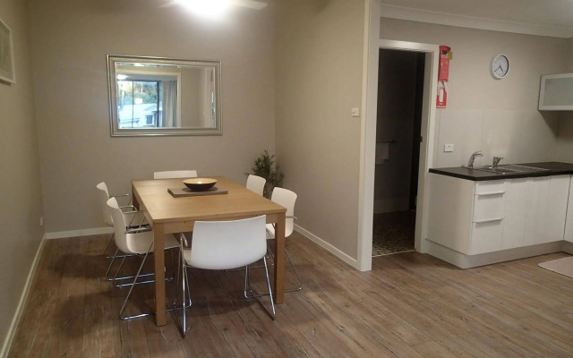 Dungowan Waterfront Apartments