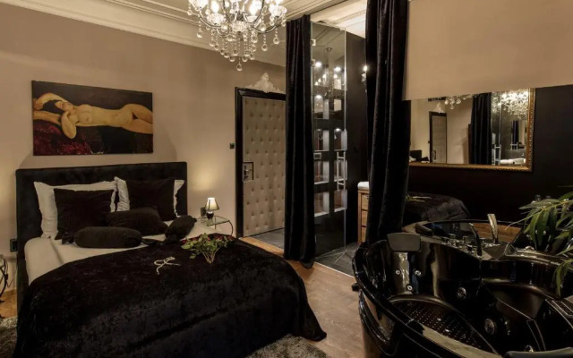 Ben Akiba Luxury Suites