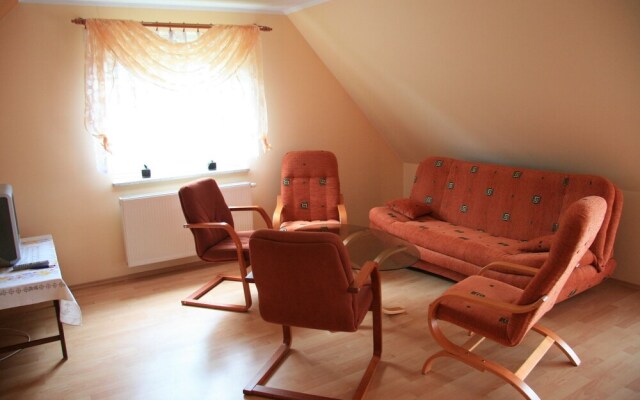 U pani Ani Żeglarska 18