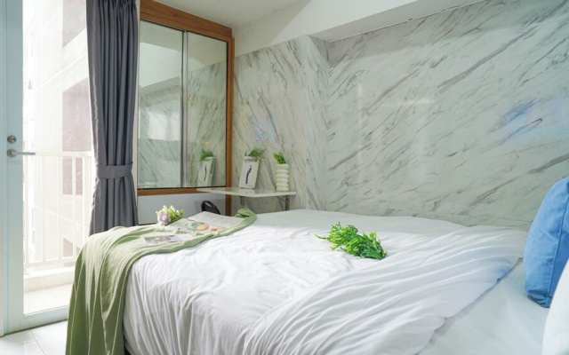 Classic Modern Studio At Apartment Tokyo Riverside Pik 2