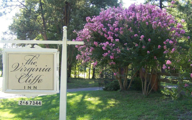 The Virginia Cliffe Inn