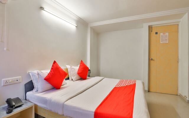 OYO 10044 Hotel Dudawat