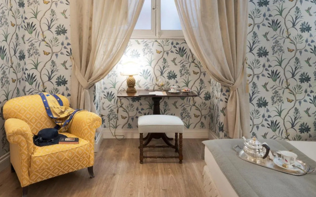 Palazzo Arone dei Baroni di Valentino