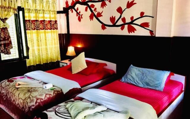 Safari Wildlife Lodge & Camp