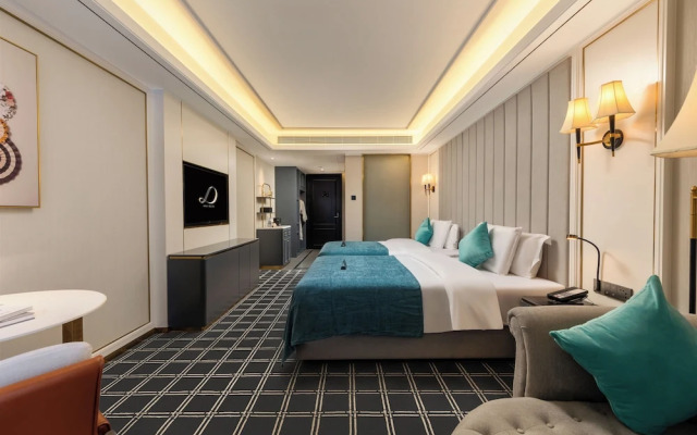 XANA Deluxe International Hotel Dongshankou Metro Station Branch