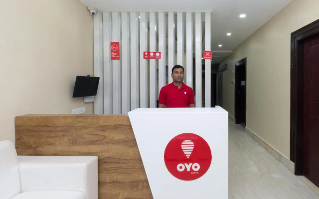 Capital O 10570 Aryan Address