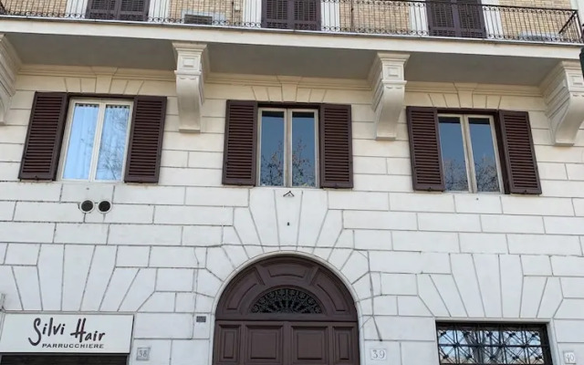 ST. Peter White House