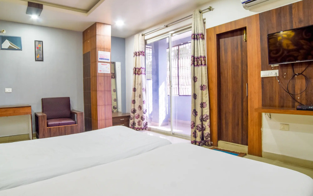 FabHotel IR Luxaria