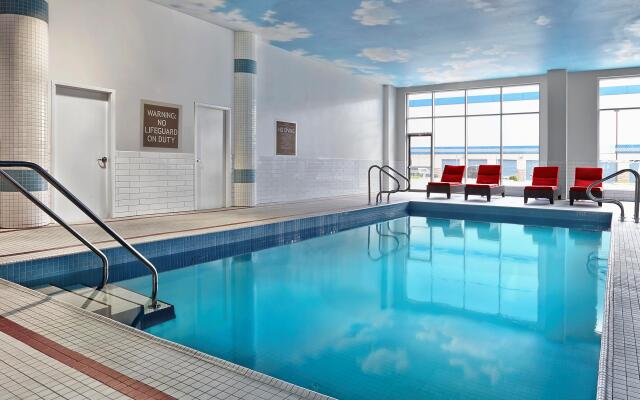 Four Points by Sheraton Calgary Airport