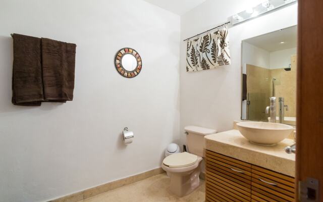 Lomas Mariposa by CocoBR