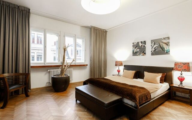 Apartment Deluxe Rybna 25