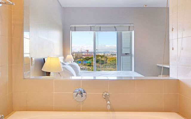 Harbouredge Suites by Totalstay