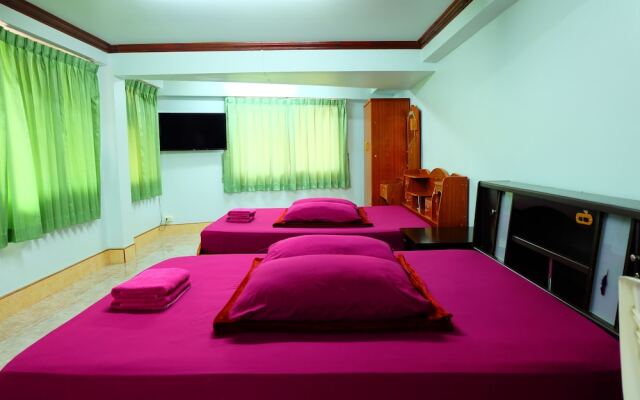 Chotiphan Apartment