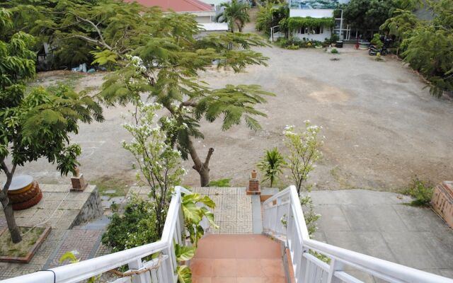 M-Anh Hotel