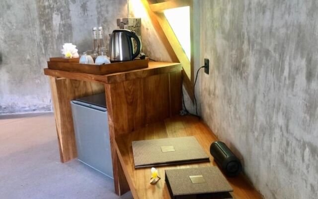 The Sender Pool Suite