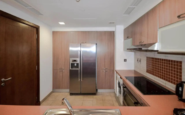 Frank Porter - Marina Residence 5