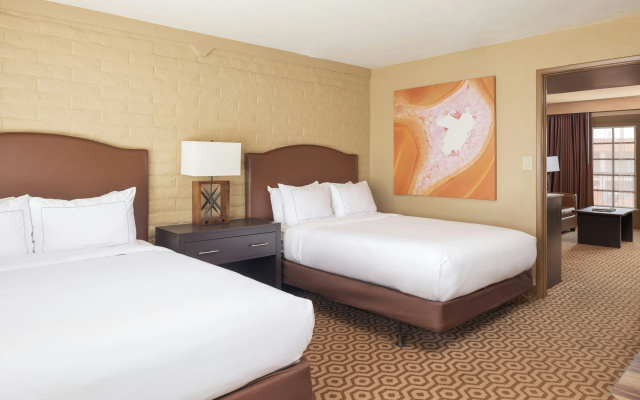 DoubleTree Suites by Hilton Tucson - Williams Center