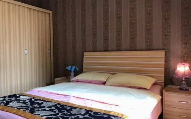 Qinhai Boutique Apartment