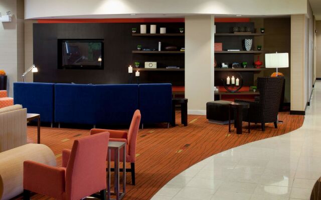 Courtyard by Marriott Bristol