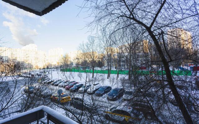 Moment House on Novotushinsky passage