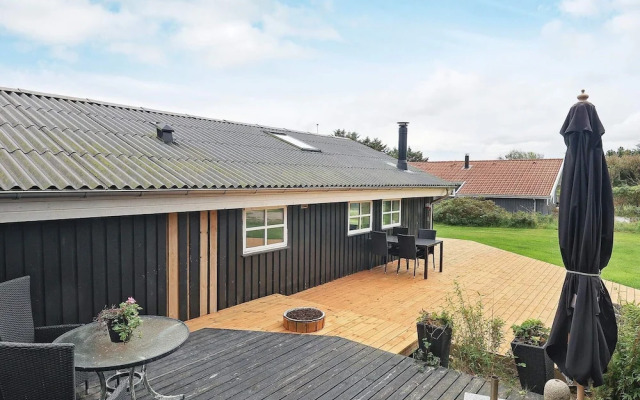 Cozy Coastal Retreat in Gronhoj-by Traum