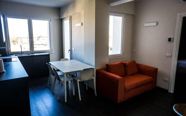 Venice Terminal Apartments & Suites