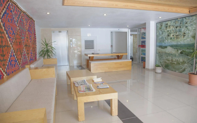 Narr Hotel