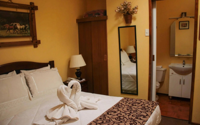 Hostal Cordillera