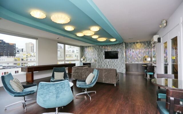 Belltown Pike Place Suites by Luxe Hubs