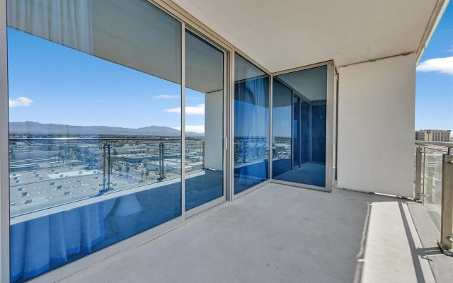 Palms Place Vacation Suites Collection