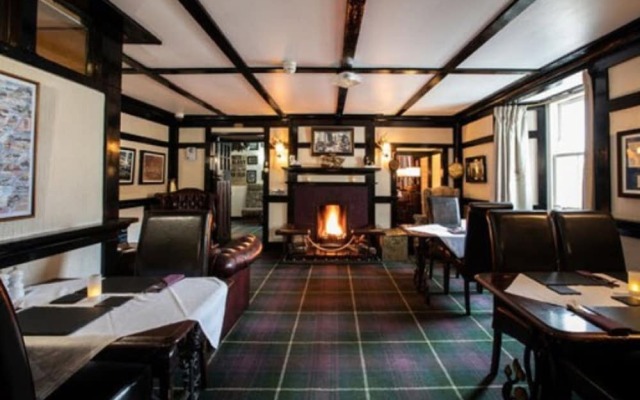 Cairndow Stagecoach Inn