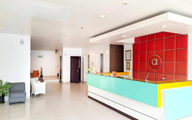 Amaris Hotel Panakkukang Makassar – Lobby – Makassar
