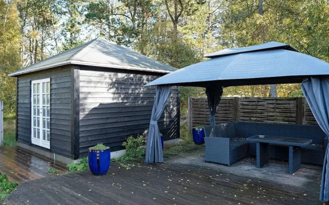 6 Person Holiday Home in Rodby-by Traum