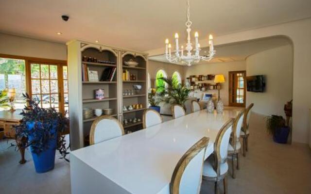 Montjuic Bed & Breakfast