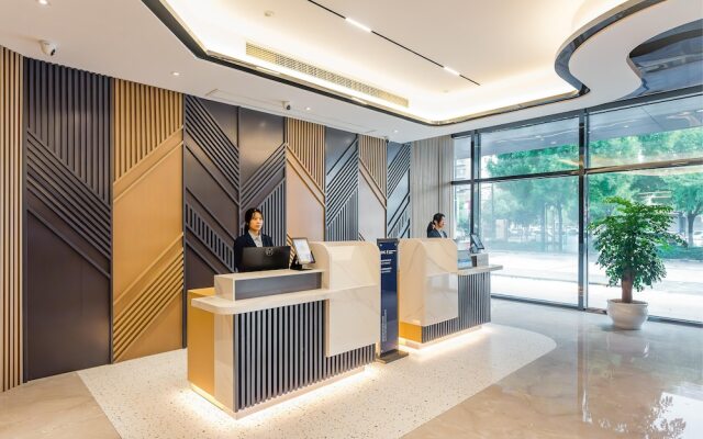 Holiday Inn Express Hangzhou Qianjiang CenturyCity, an IHG Hotel