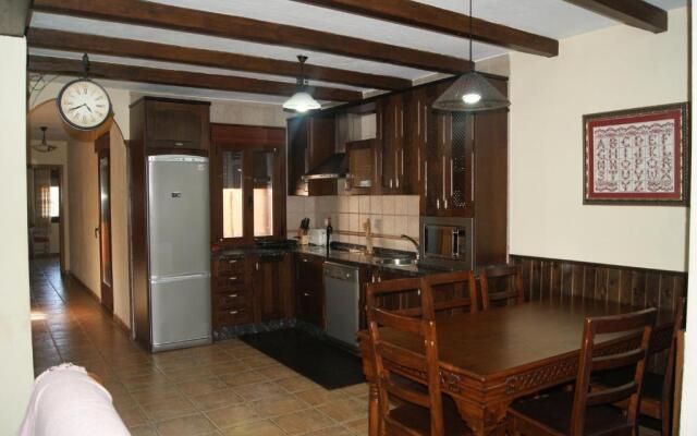 Casas Rurales Arroal