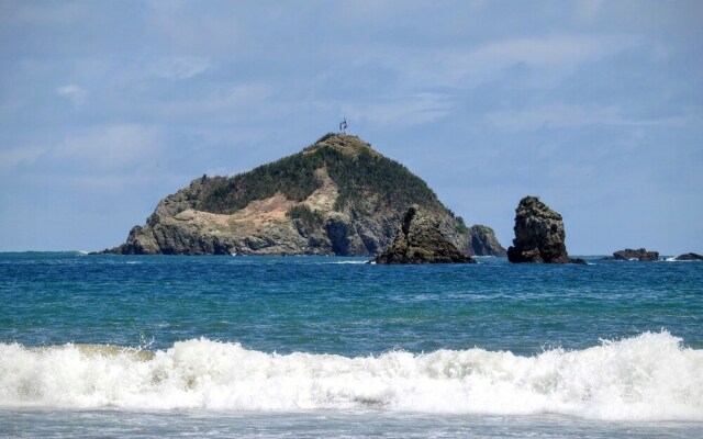 Casa Amigos by the beach