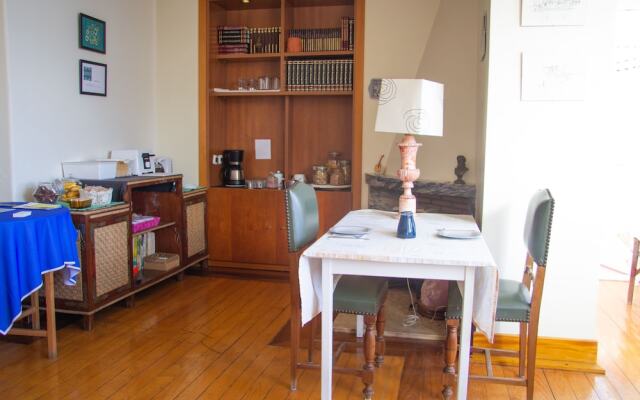 ALFAMA 3B - Balby's Bed&Breakfast
