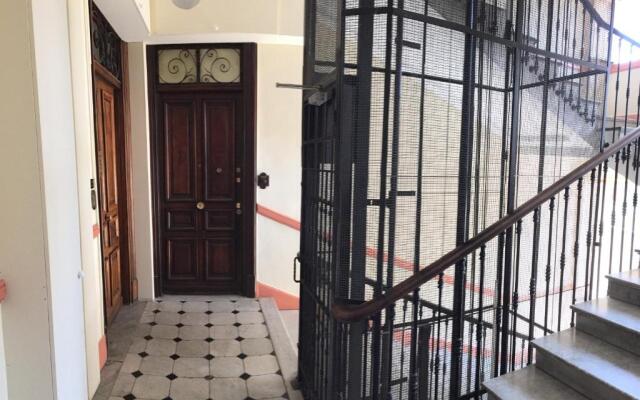 2 Bedrooms Appartement In Central Location on the famous Place Massena Nice