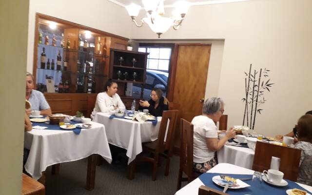 Hotel 3 Poniente