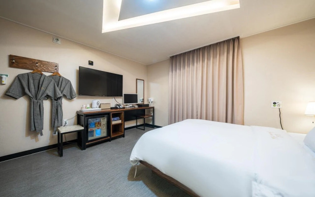 Chuncheon Bomnae Self Check-in Motel