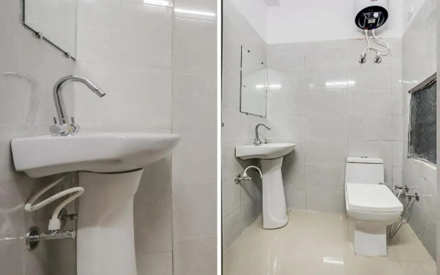 Golden Stone by OYO Rooms