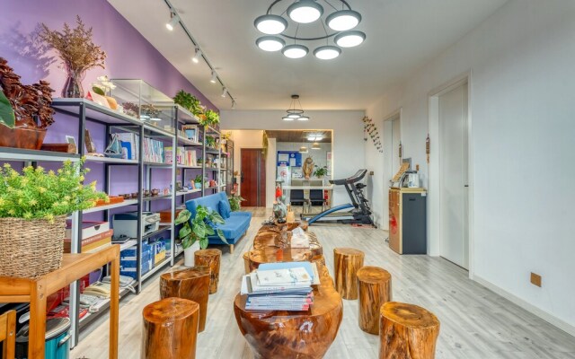 Tengchong Two Suite Guesthouse