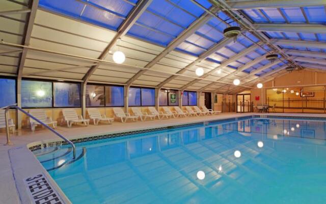 La Quinta Inn & Suites Elmsford