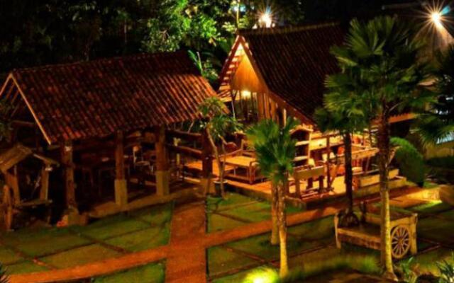 Kampung Lumbung Boutique Hotel