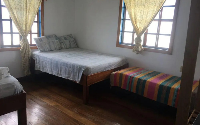 Hostal Del Mar (Adults only)