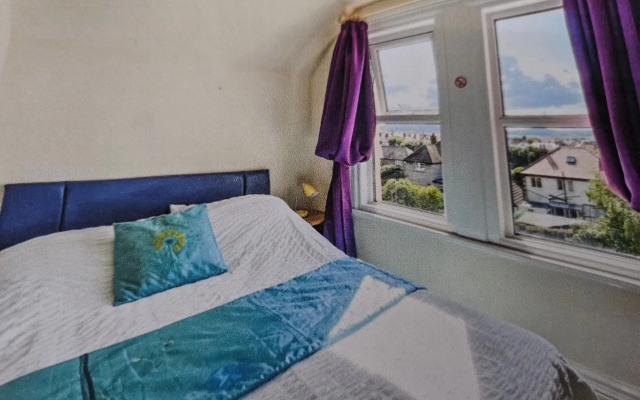 Sunrise Apartments