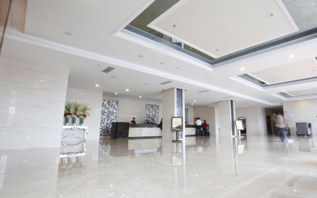 Starshine Hotel
